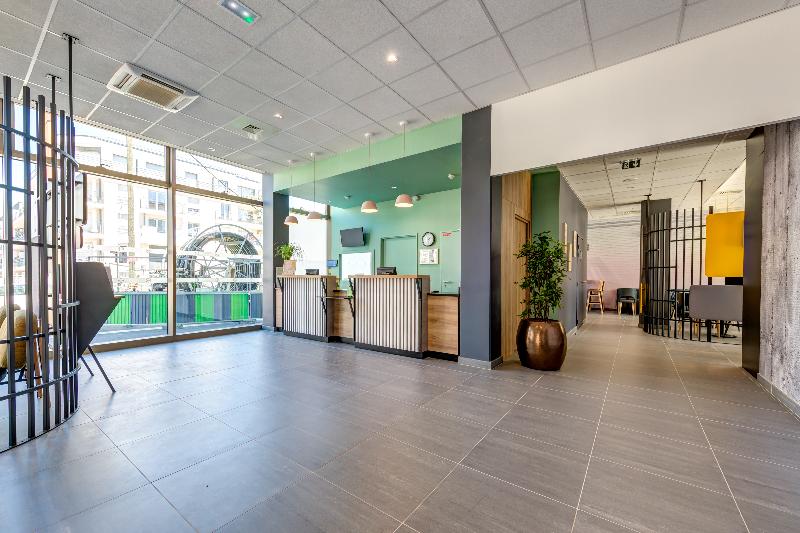 B&B HOTEL PARIS SUD CHATENAY MALABRY - Lobi