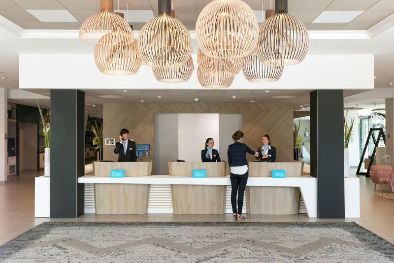 Hilton Garden Inn Bordeaux Centre - Lobi