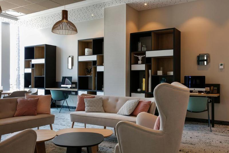 Hilton Garden Inn Bordeaux Centre - Lobi