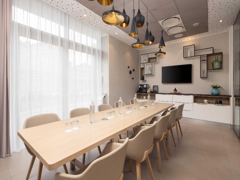 Hilton Garden Inn Bordeaux Centre - Toplantı