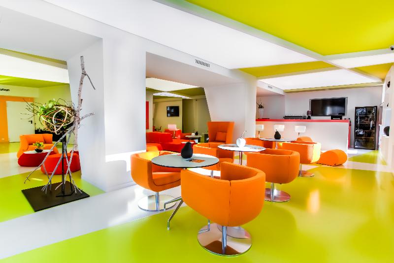 Cosmo Apartments Sants - Lobi
