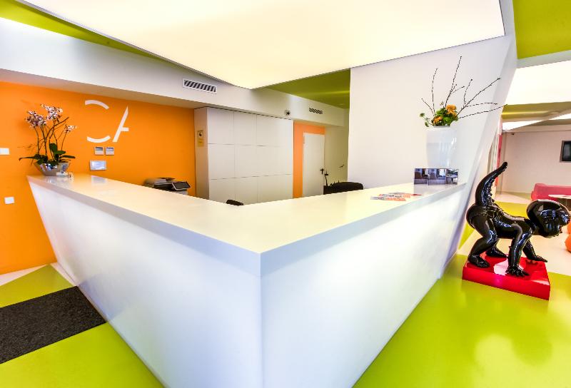 Cosmo Apartments Sants - Lobi