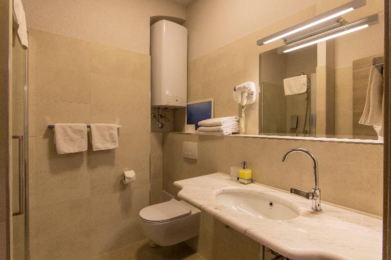 Tifani Luxury Rooms - Oda