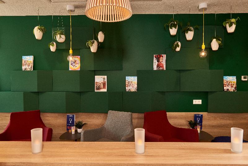 Holiday Inn Express Amsterdam - City Hall - Bar
