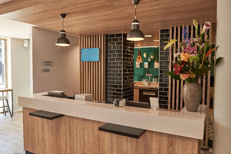 Holiday Inn Express Amsterdam - City Hall - Lobi