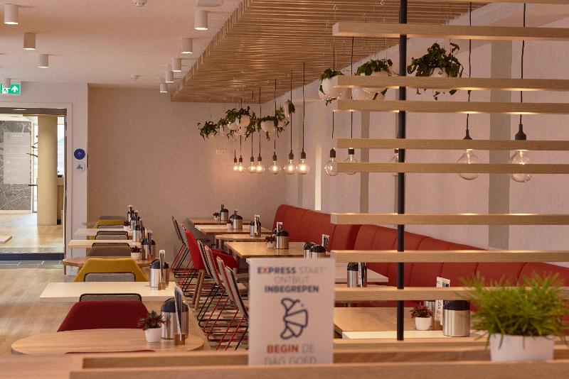 Holiday Inn Express Amsterdam - City Hall - Restoran