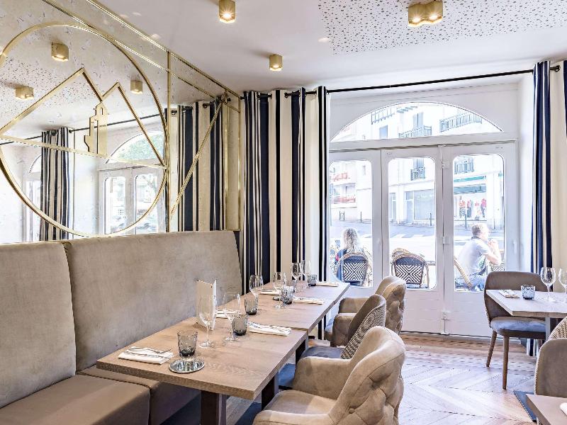 MADISON Saint Jean de Luz - Handwritten Collection - Bar