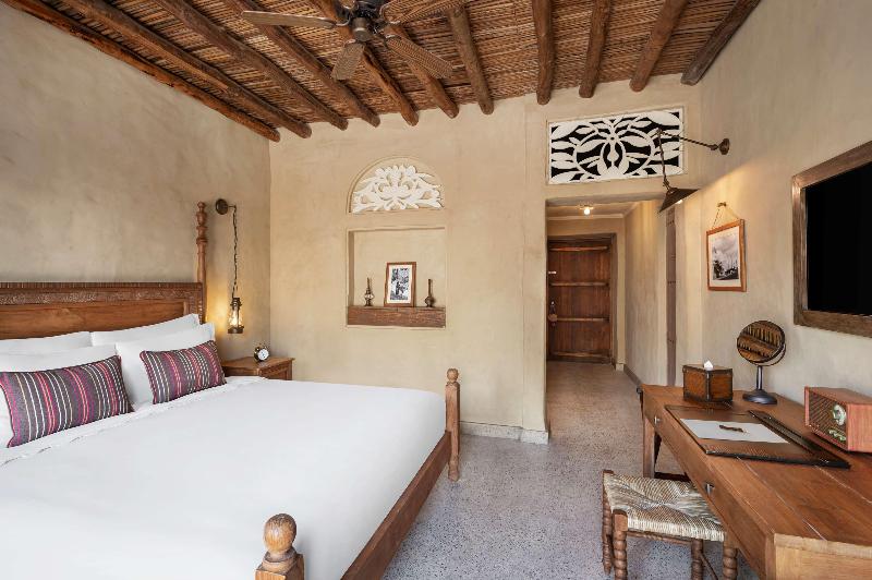 Al Seef Heritage Hotel Curio Collection by Hilton - Oda