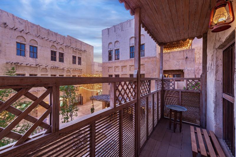 Al Seef Heritage Hotel Curio Collection by Hilton - Oda
