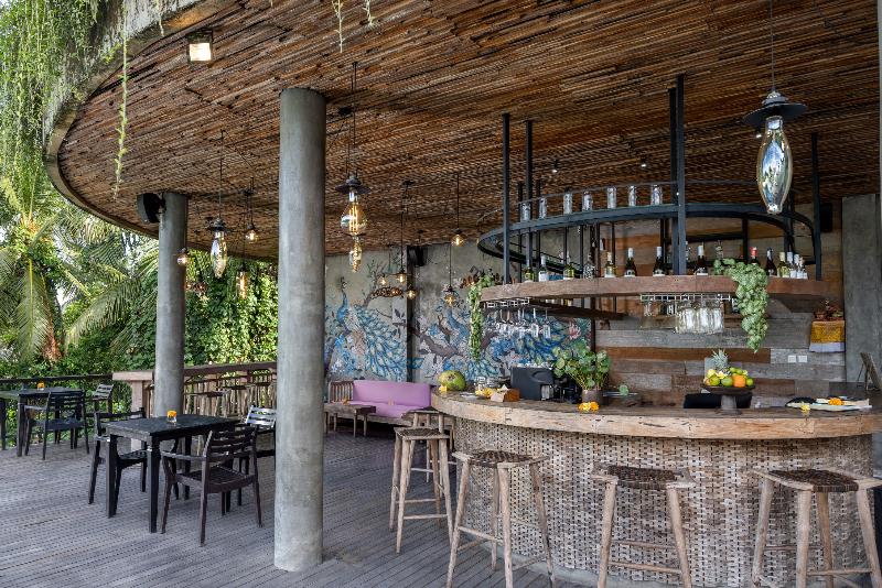 The Sankara Suite and Villas - Bar