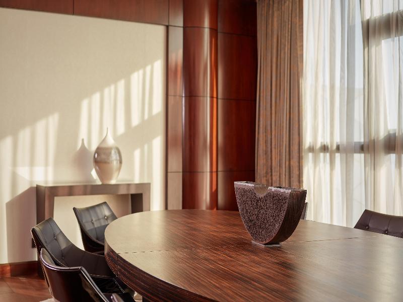Grand Hyatt Abu Dhabi Emirates Pearl - Oda