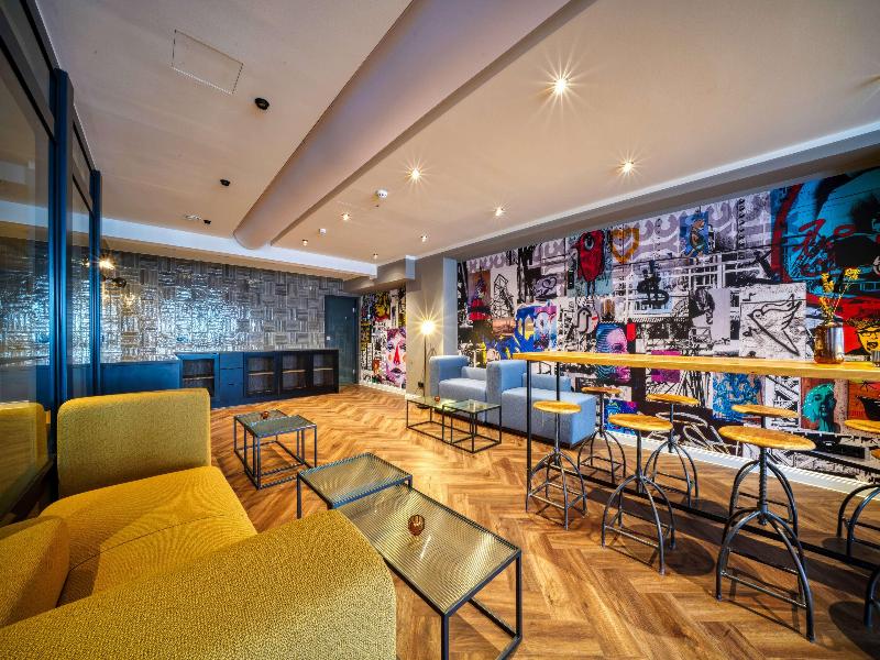 Vienna House Easy by Wyndham Dortmund - Lobi