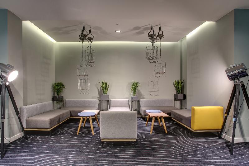 Vienna House Easy by Wyndham Dortmund - Lobi