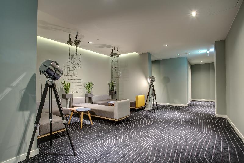 Vienna House Easy by Wyndham Dortmund - Lobi