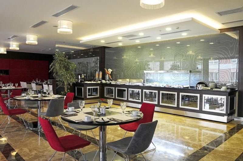 Demora Hotel - Restoran
