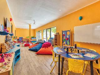 Kuredhivaru Resort & SPA Maldives otel fotoğrafı