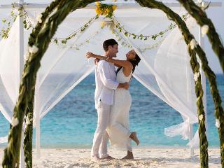 Kuredhivaru Resort & SPA Maldives fotoÄŸrafÄ±