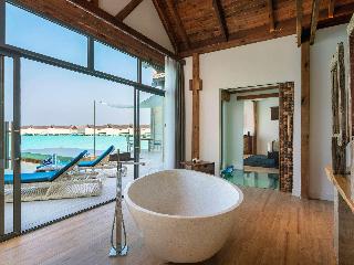 Kuredhivaru Resort & SPA Maldives fotoÄŸrafÄ±