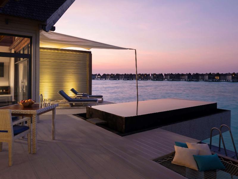 Kuredhivaru Resort & SPA Maldives - Oda