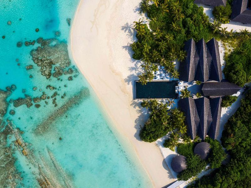 Kuredhivaru Resort & SPA Maldives - Havuz
