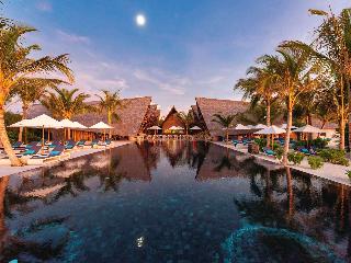 Kuredhivaru Resort & SPA Maldives fotoÄŸrafÄ±