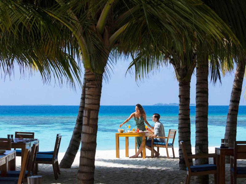 Kuredhivaru Resort & SPA Maldives - Restoran