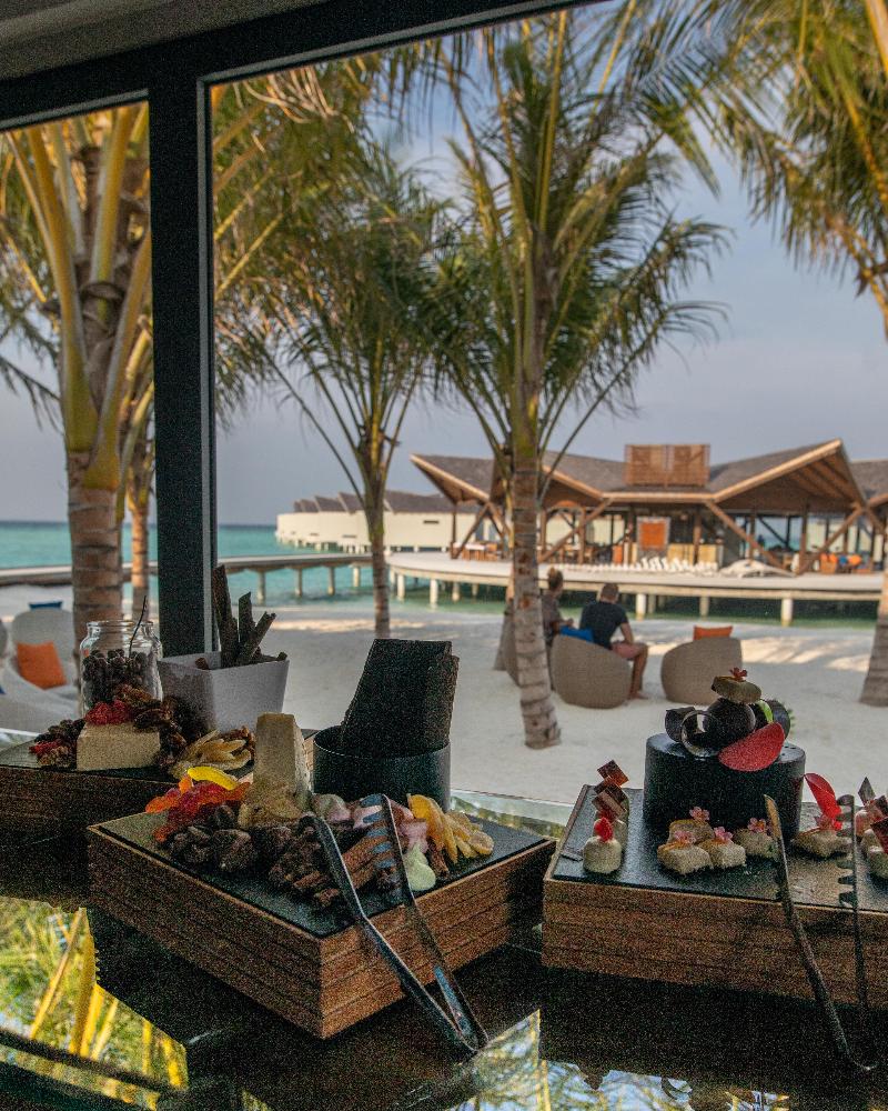 Kuredhivaru Resort & SPA Maldives - Restoran