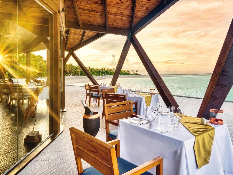 Kuredhivaru Resort & SPA Maldives - Restoran