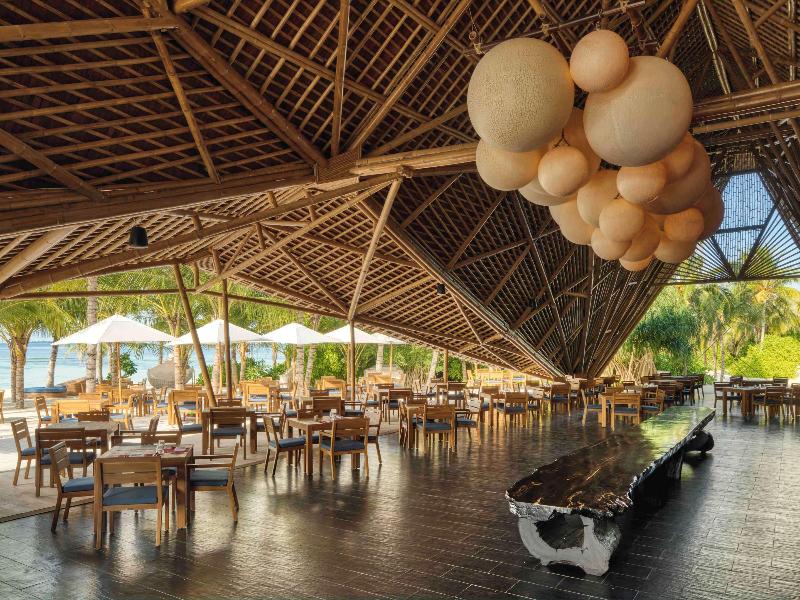 Kuredhivaru Resort & SPA Maldives - Restoran