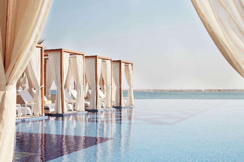 Royal M Hotel & Resort Abu Dhabi by Gewan - Havuz