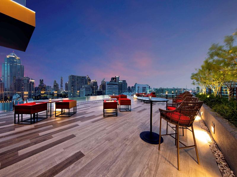 Novotel Bangkok Sukhumvit 4 - Bar
