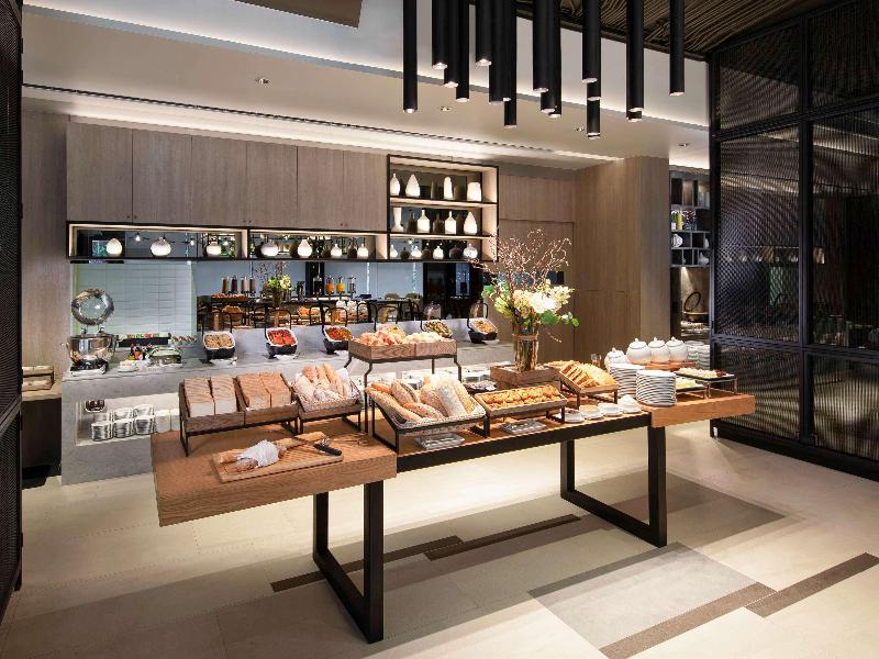 Novotel Bangkok Sukhumvit 4 - Restoran