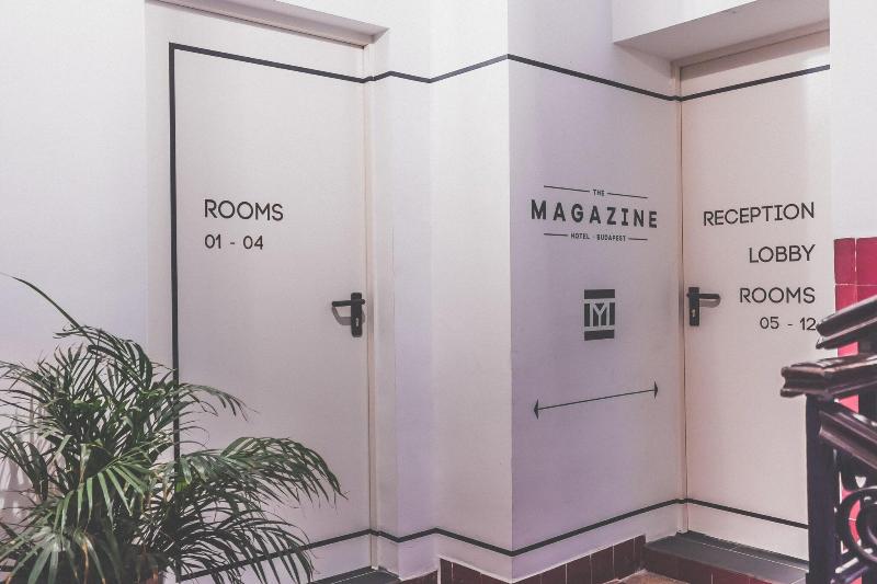 The Magazine Hotel & Apartments - Lobi