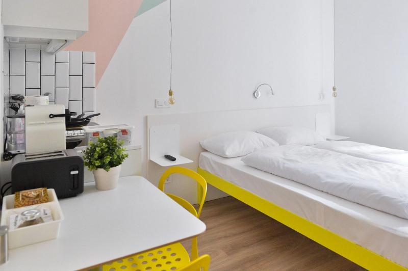 The Magazine Hotel & Apartments - Lobi
