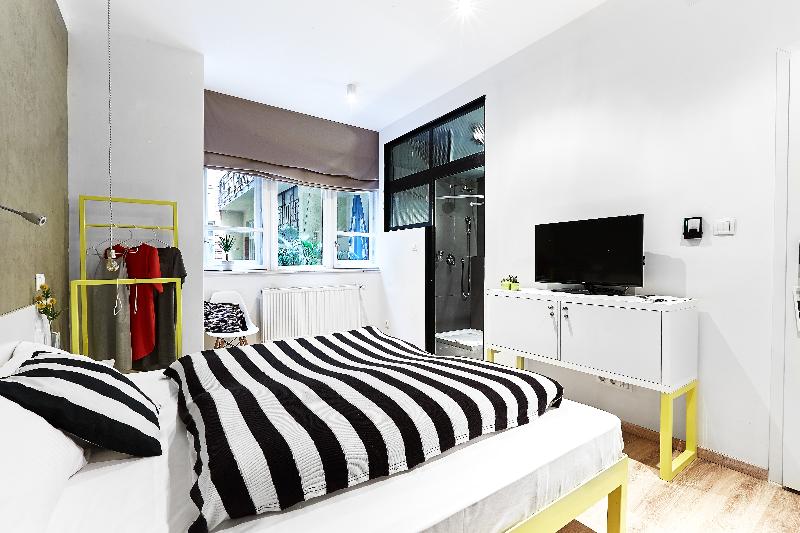 The Magazine Hotel & Apartments - Oda