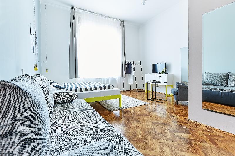 The Magazine Hotel & Apartments - Oda