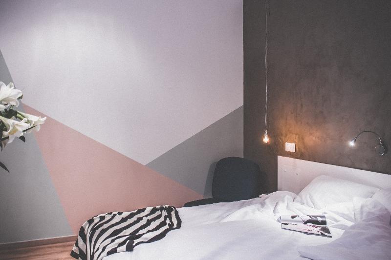 The Magazine Hotel & Apartments - Oda