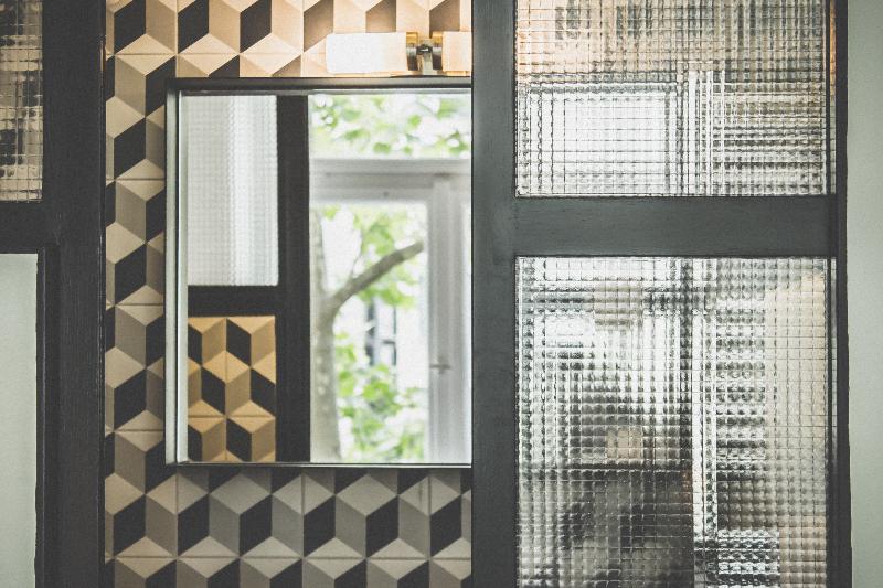 The Magazine Hotel & Apartments - Oda