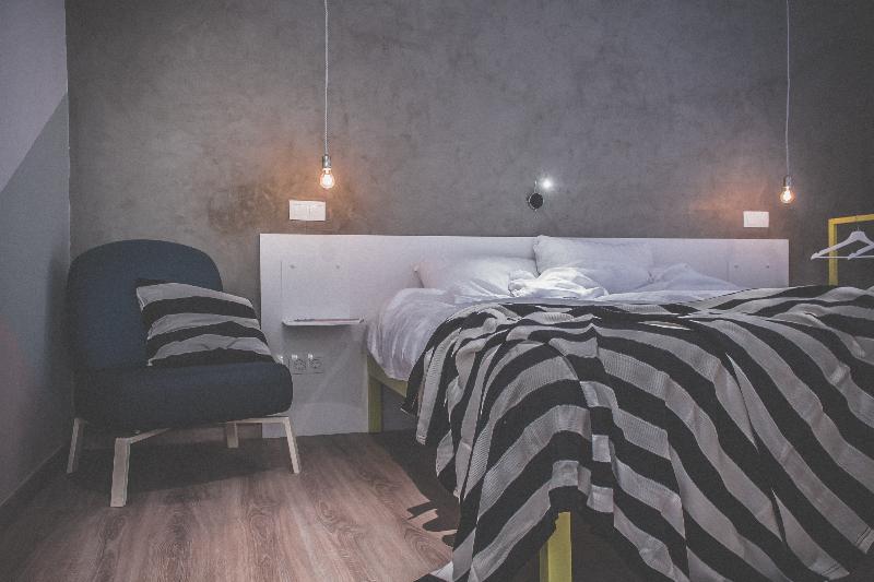 The Magazine Hotel & Apartments - Oda