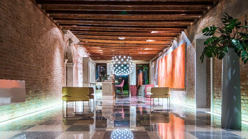Hotel Heureka - Lobi
