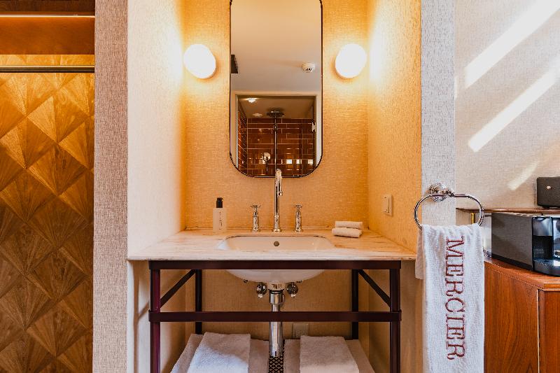 Hotel Mercier - Oda