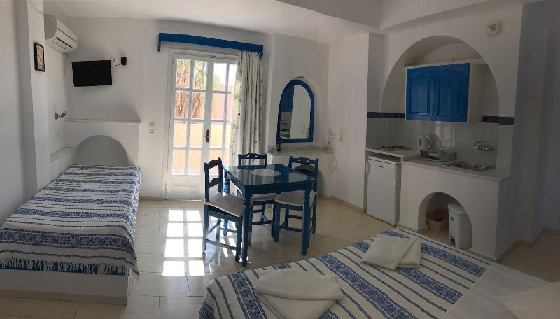 Dioskouri Art Villas - Oda