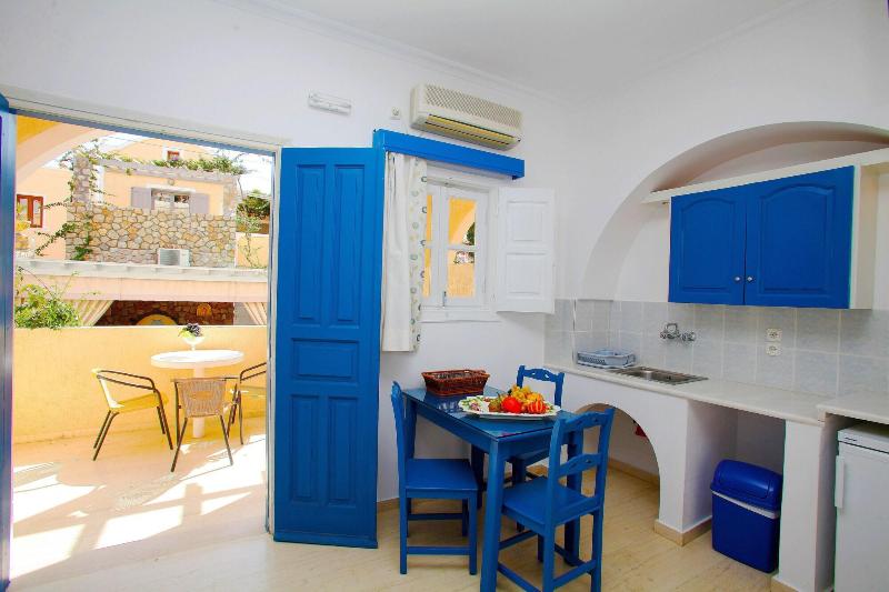 Dioskouri Art Villas - Oda