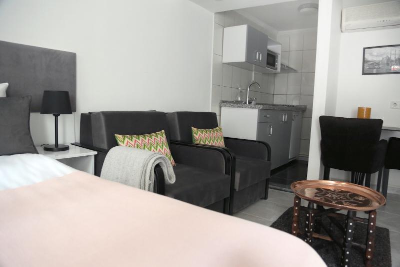 Bayer Hotel - Oda