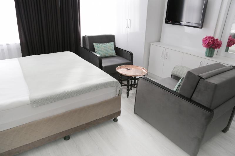 Bayer Hotel - Oda