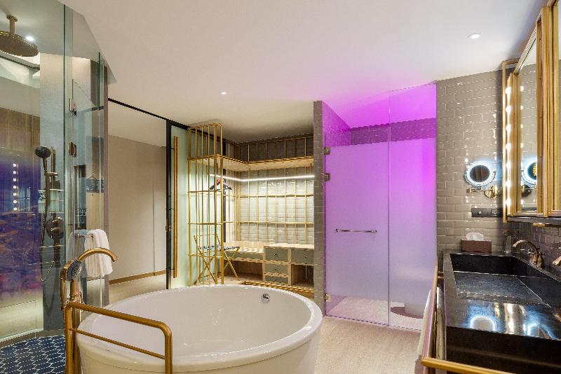 Hotel Indigo Phuket Patong - Oda
