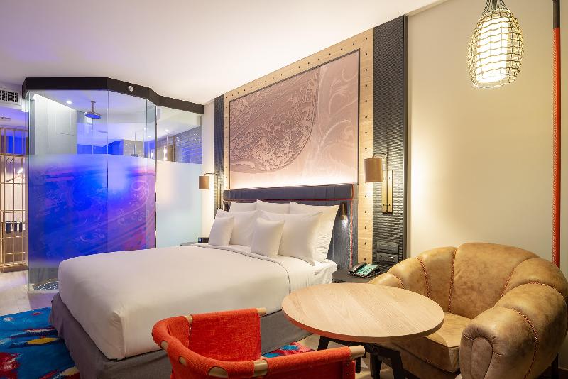 Hotel Indigo Phuket Patong - Oda