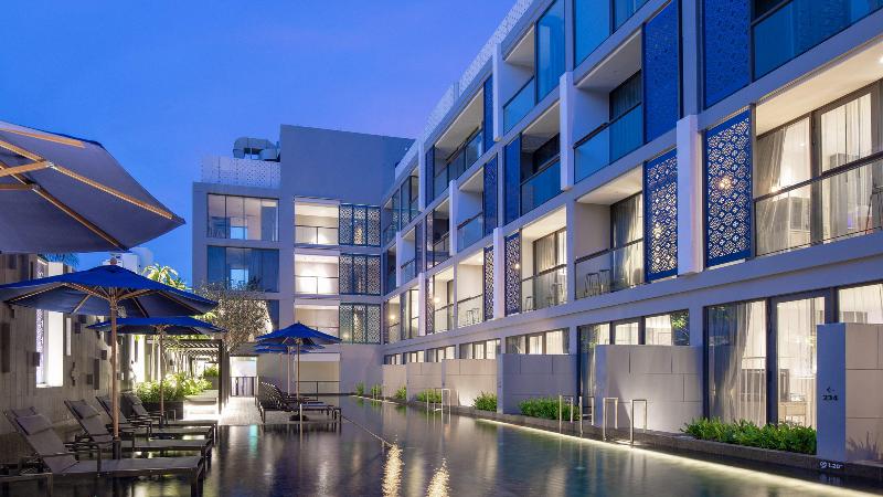 Hotel Indigo Phuket Patong - Havuz
