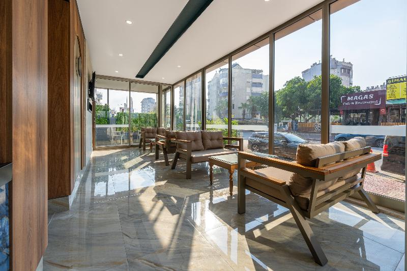 Lemon Hotel - Lobi