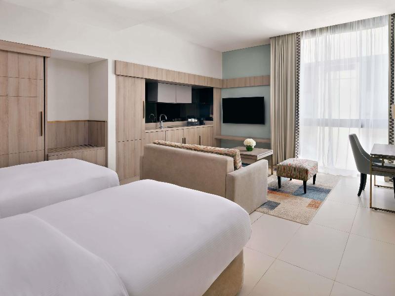 Movenpick Hotel Tahlia Jeddah - Oda
